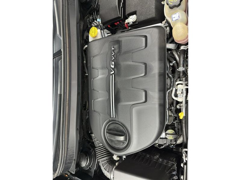 Used 2022 Jeep Cherokee LimitedImage 18