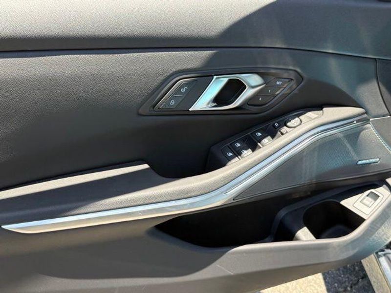 New 2026 BMW 3 Series 330iImage 15