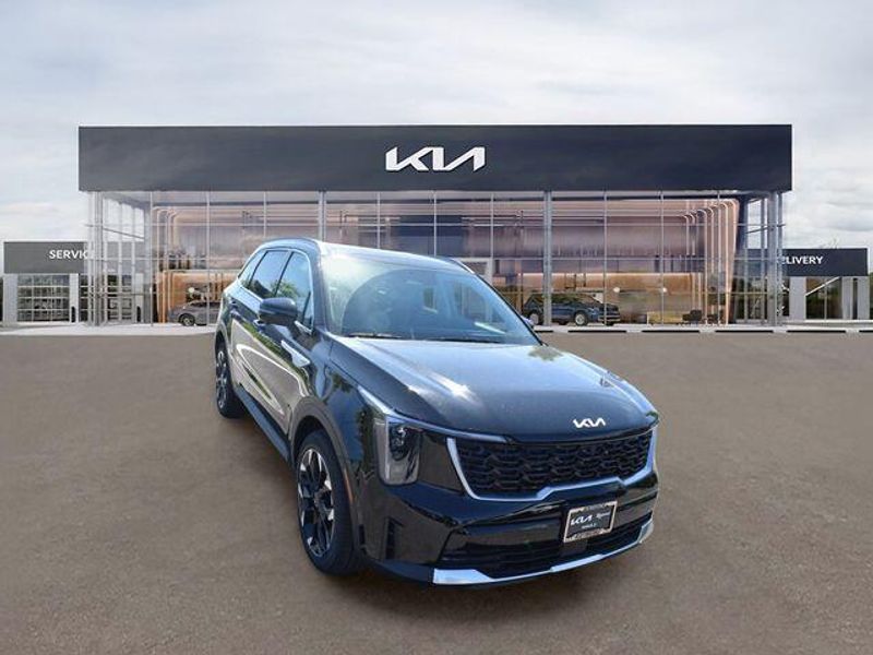 New 2026 Kia Sorento SXImage 10