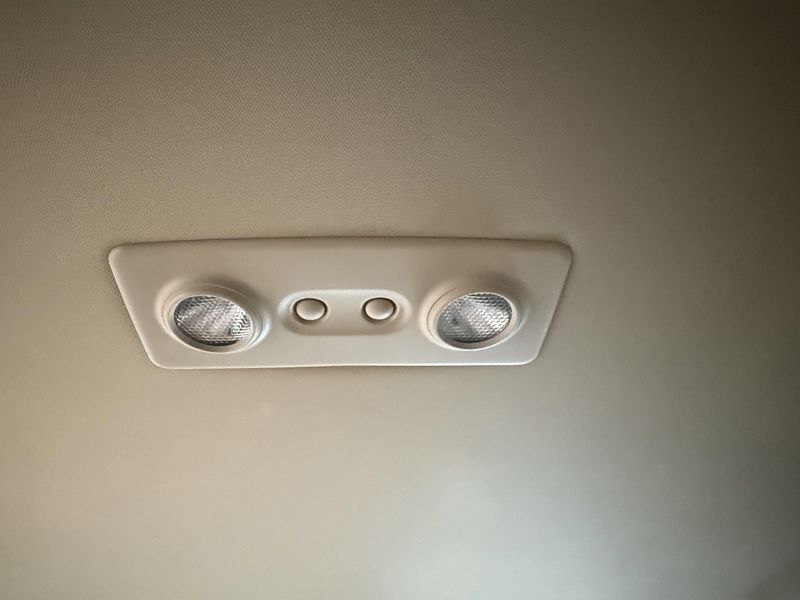Used 2010 Saturn Outlook XE PremiumImage 22