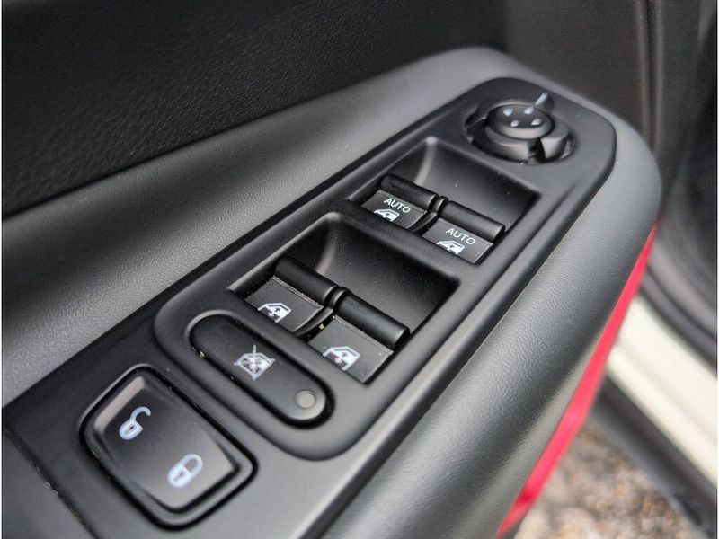 Used 2023 Jeep Renegade TrailhawkImage 12