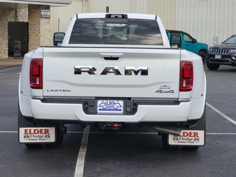 2025 RAM 3500 Limited Crew Cab 4x4 8