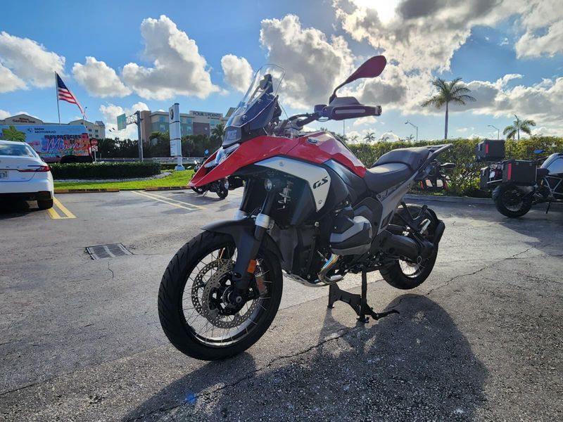 2026 BMW R 1300 GSImage 3