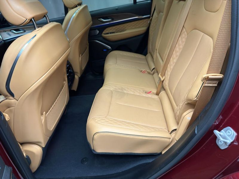 Used 2023 Jeep Grand Cherokee SummitImage 14