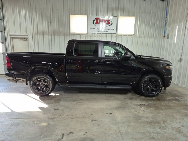 2025 RAM 1500 Big Horn Crew Cab 4x4 5