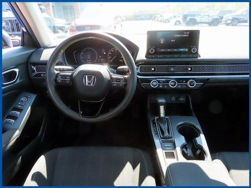2024 Honda Civic LX photo 11