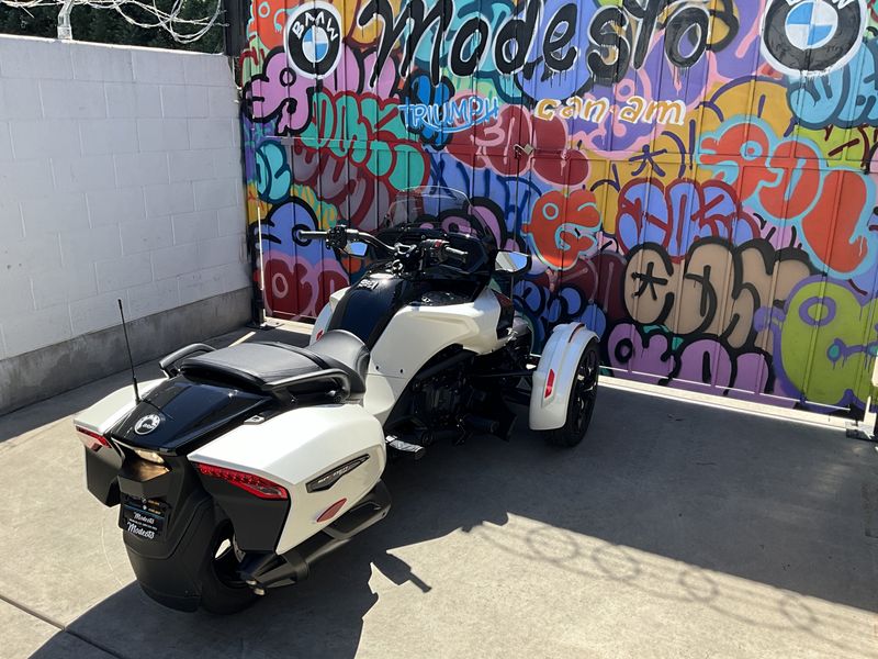2023 Can-Am SPYDER F3Image 7