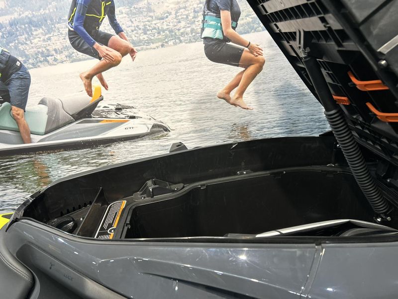 New 2025 Sea-Doo EXPLORER PRO 230 (SOUND SYSTEM) Image 8