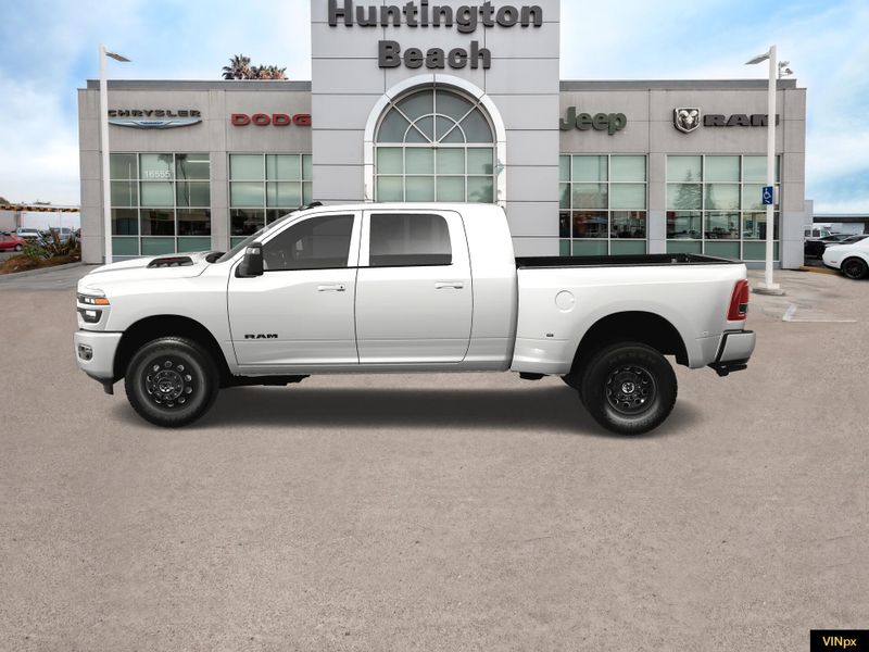 2025 RAM 3500 Laramie Mega Cab 4x4 DullayImage 3