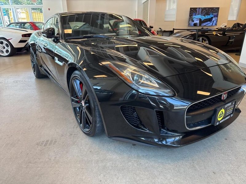 2016 Jaguar F-TYPE 