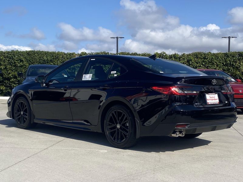 New 2026 Toyota Camry SEImage 5