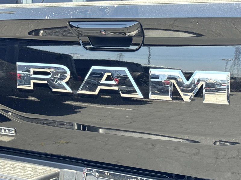 New 2026 RAM 2500 Laramie Crew Cab 4x4 6'4' Box