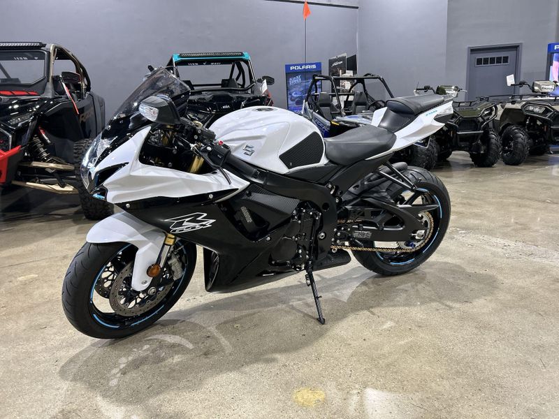 2020 Suzuki GSX-R750 Image 15