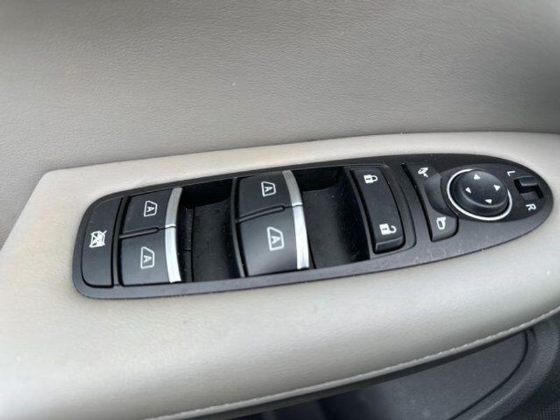 2023 INFINITI QX50 LuxeImage 23