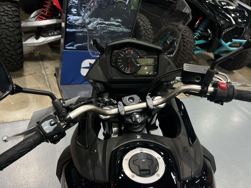 New 2025 Suzuki V-STROM 650 Image 10