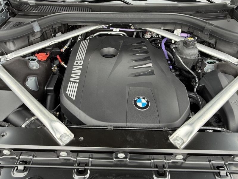 2023 BMW X7 xDrive40iImage 34