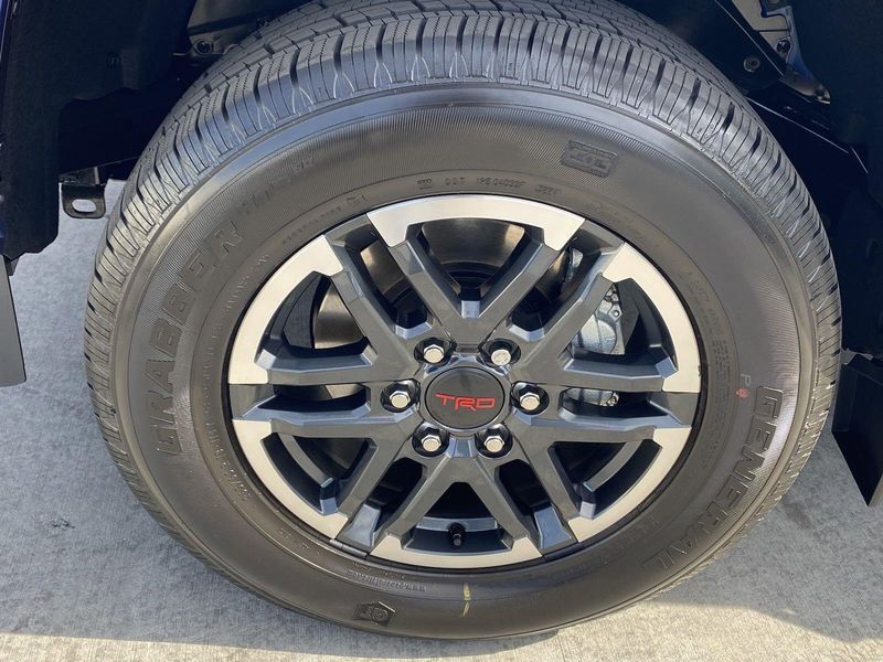 2024 Toyota Tacoma TRD SportImage 10