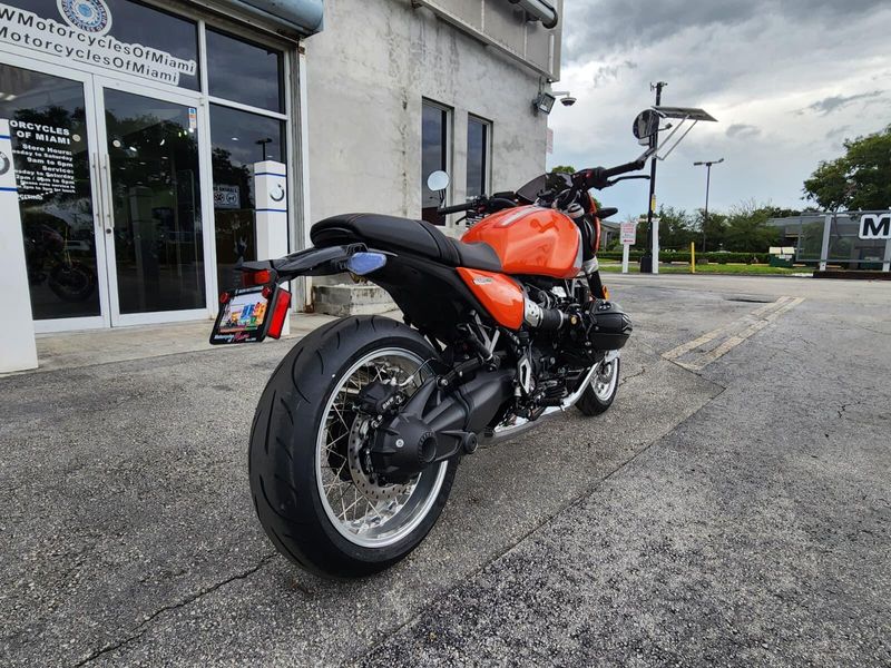 2025 BMW R 12 nineTImage 26