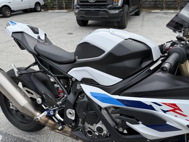 2024 BMW S 1000 RR