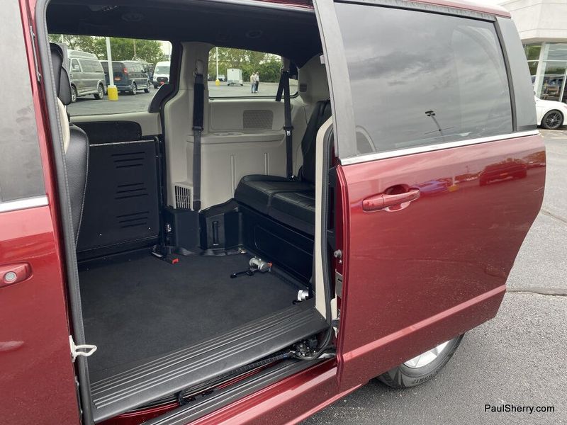 Used 2019 Dodge Grand Caravan SXT