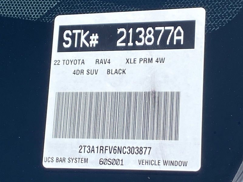 2022 Toyota RAV4 XLE PremiumImage 33