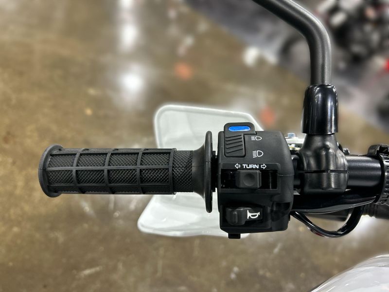 New 2025 Honda XR650L Image 24