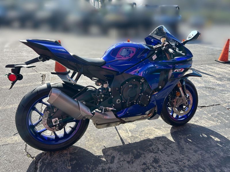 New 2026 Yamaha YZF-R1 Image 13