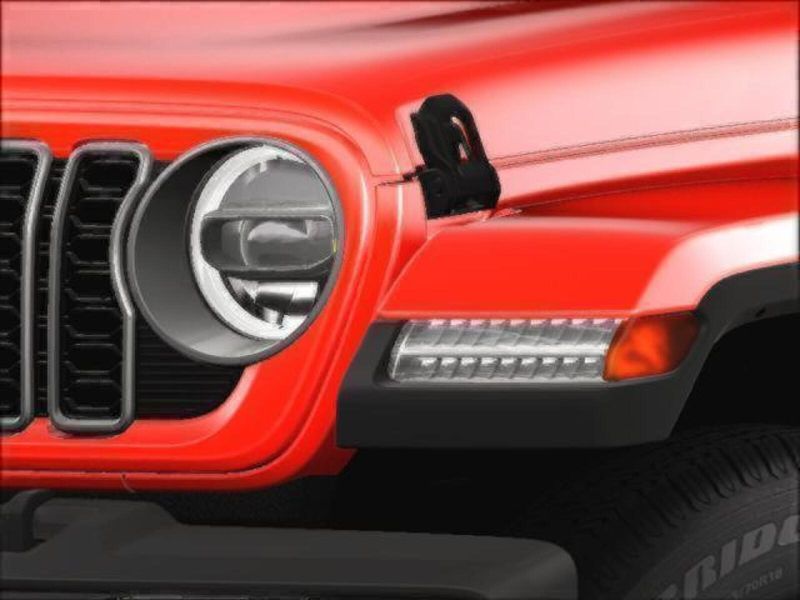 2025 Jeep Wrangler Unlimited Sahara photo 12