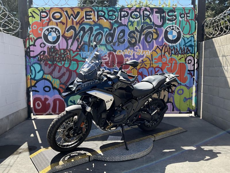 New 2025 BMW R 1300 GS Image 1