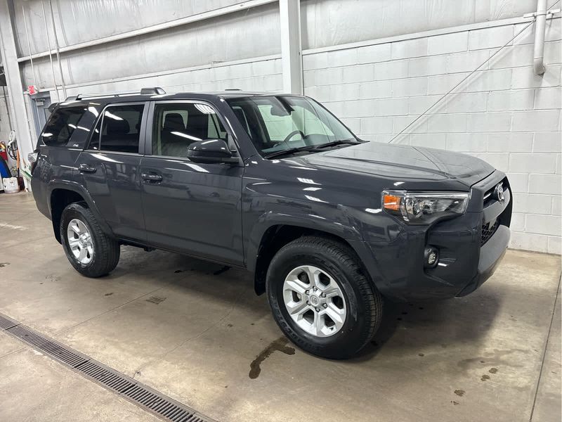 2024 Toyota 4Runner SR5 photo 2