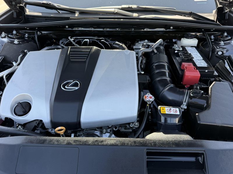 Used 2025 Lexus ES 350Image 32
