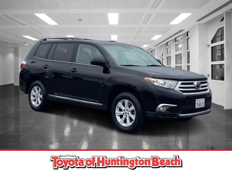 2012 Toyota Highlander BaseImage 1