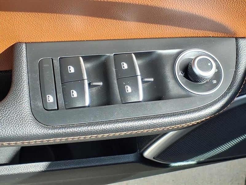 Used 2019 Alfa Romeo Giulia Image 16