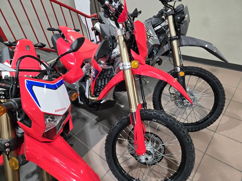 2025 Honda CRF 450RL DUAL SPORT REDImage 1