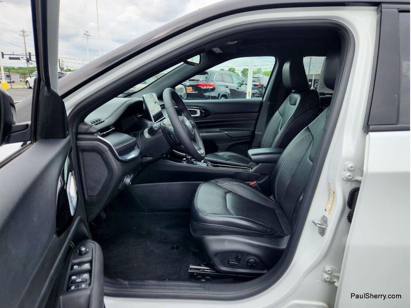 Used 2023 Jeep Compass High Altitude
