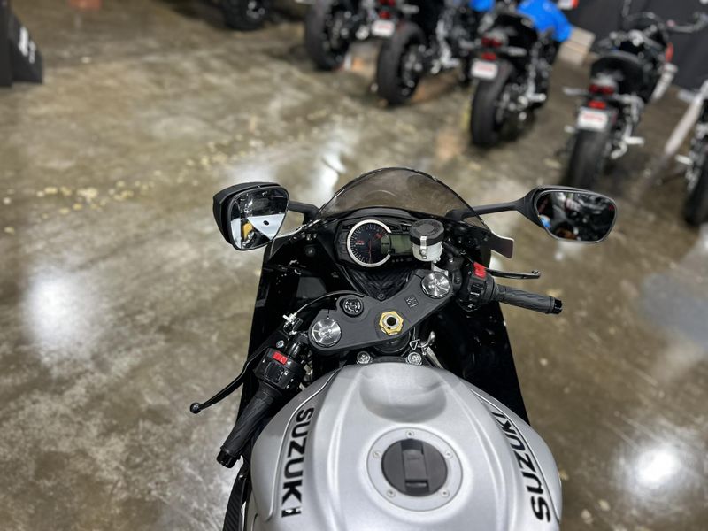 New 2026 Suzuki GSX-R600 Image 14