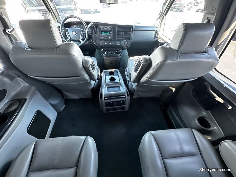 2019 Chevrolet Express 2500 Image 45