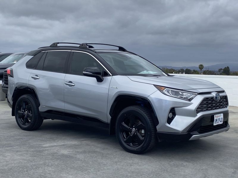 2021 Toyota RAV4 XSEImage 2