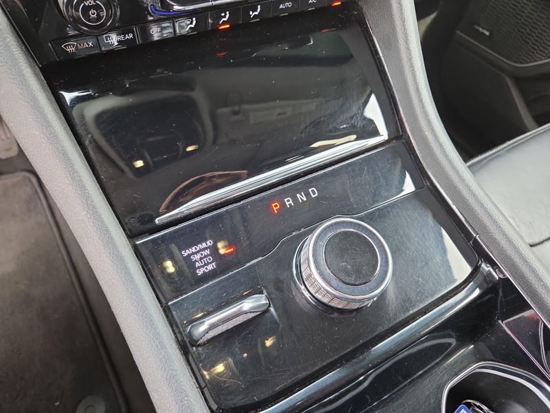 2022 Jeep Grand Cherokee Limited photo 28