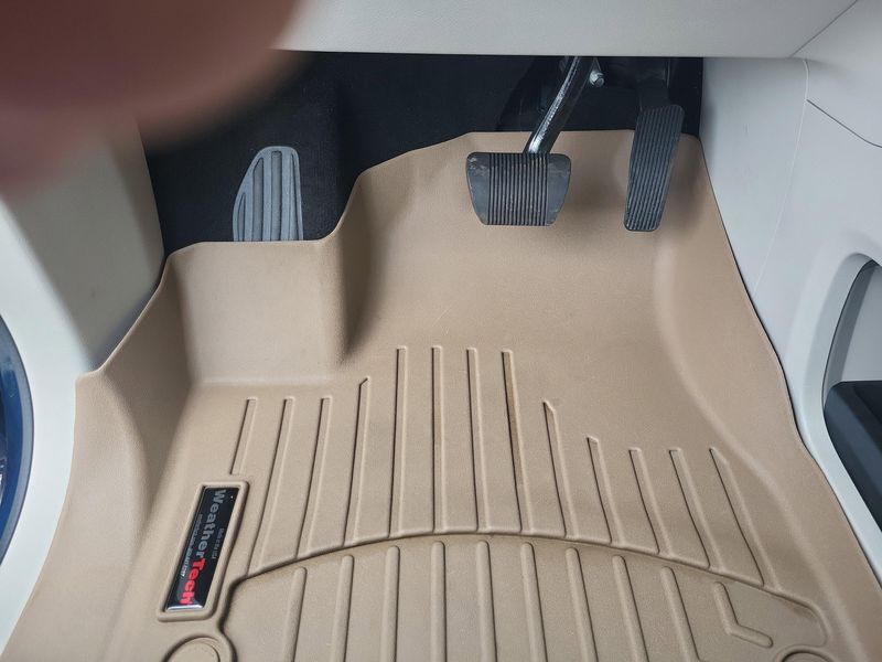 Used 2023 Chrysler Pacifica Hybrid LimitedImage 3