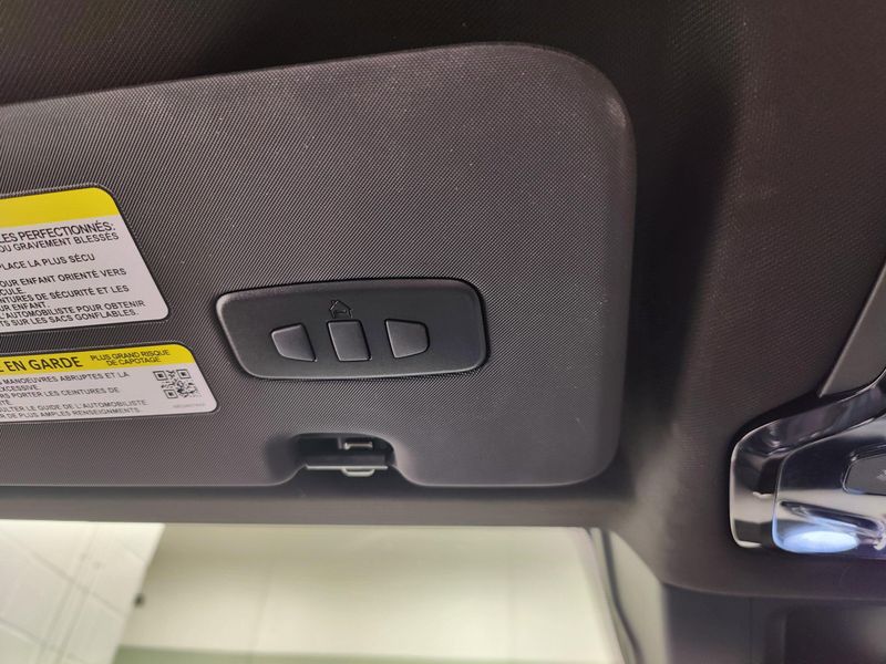 Used 2024 Alfa Romeo Tonale Ti eAWD w/Sunroof/Activ AsstImage 30