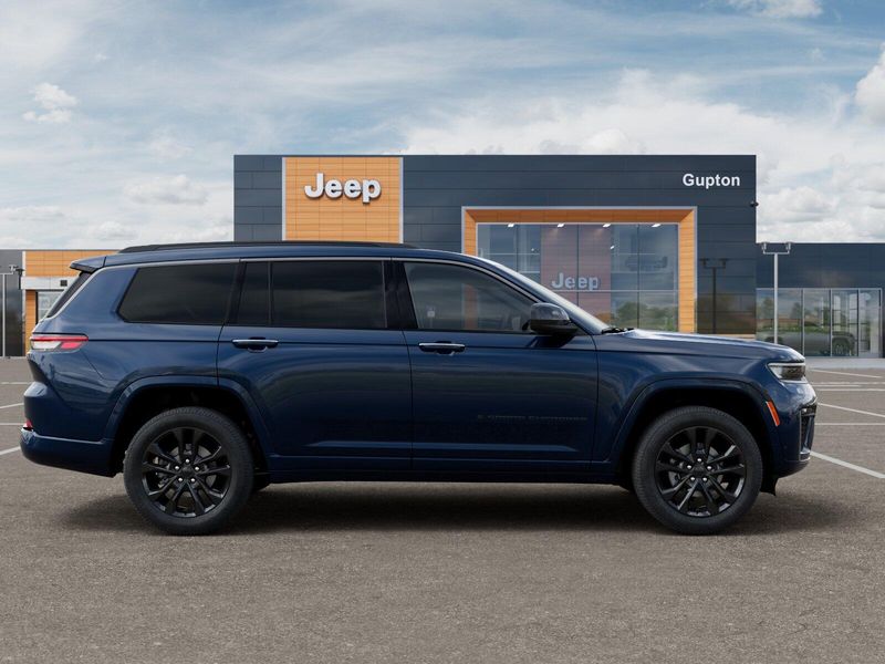 New 2026 Jeep Grand Cherokee L Limited Reserve 4x4Image 47