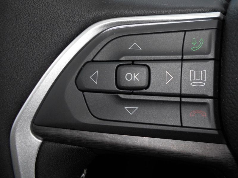 2025 Jeep Grand Cherokee L Limited 4x4Image 21