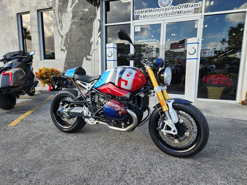 2015 BMW R nineT  in a BLACK exterior color. BMW Motorcycles of Miami 786-845-0052 motorcyclesofmiami.com 