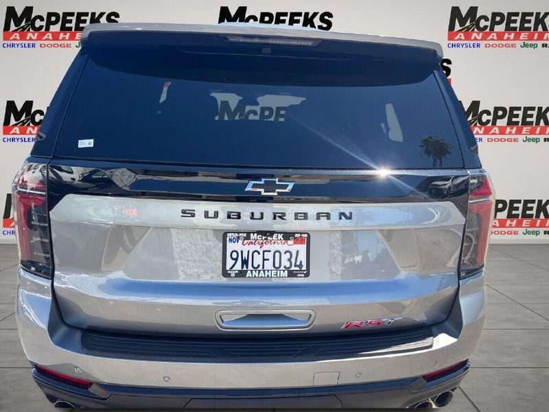 Used 2026 Chevrolet Suburban RSTImage 4