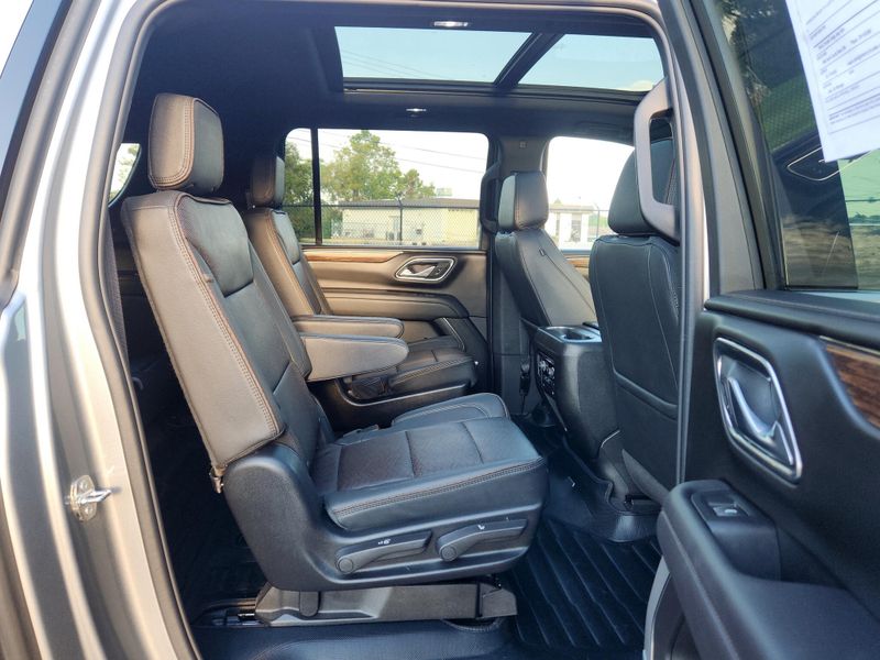 Used 2024 Chevrolet Suburban High Country