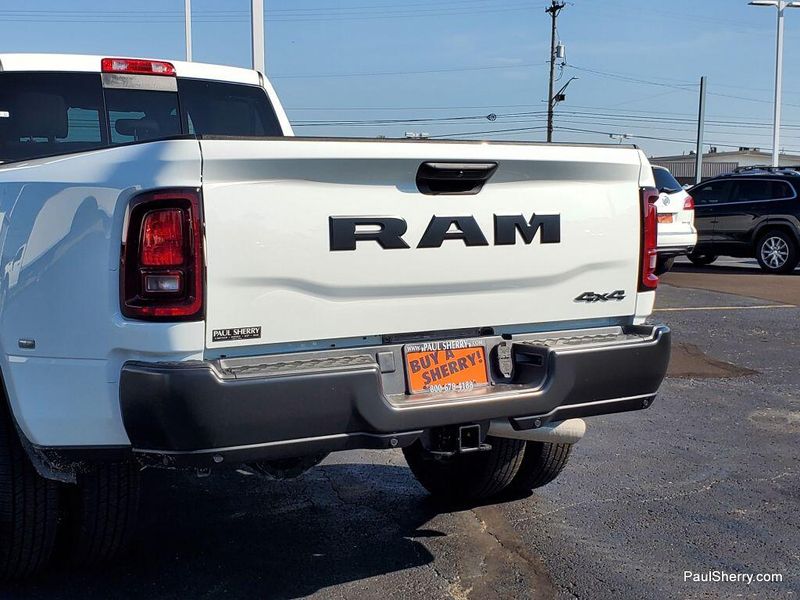 New 2025 RAM 3500 Tradesman Crew Cab 4x4 8
