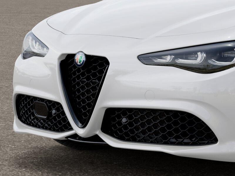 New 2026 Alfa Romeo Giulia AwdImage 27