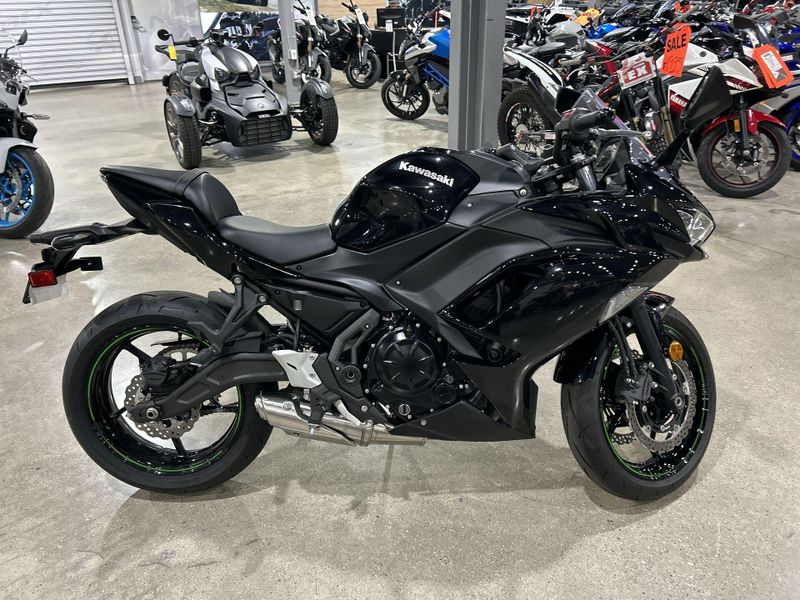 Used 2025 Kawasaki NINJA 650 ABS Image 12
