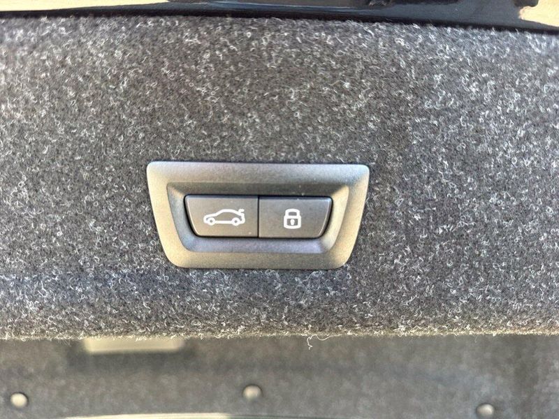 Used 2026 BMW 3 Series 330iImage 16
